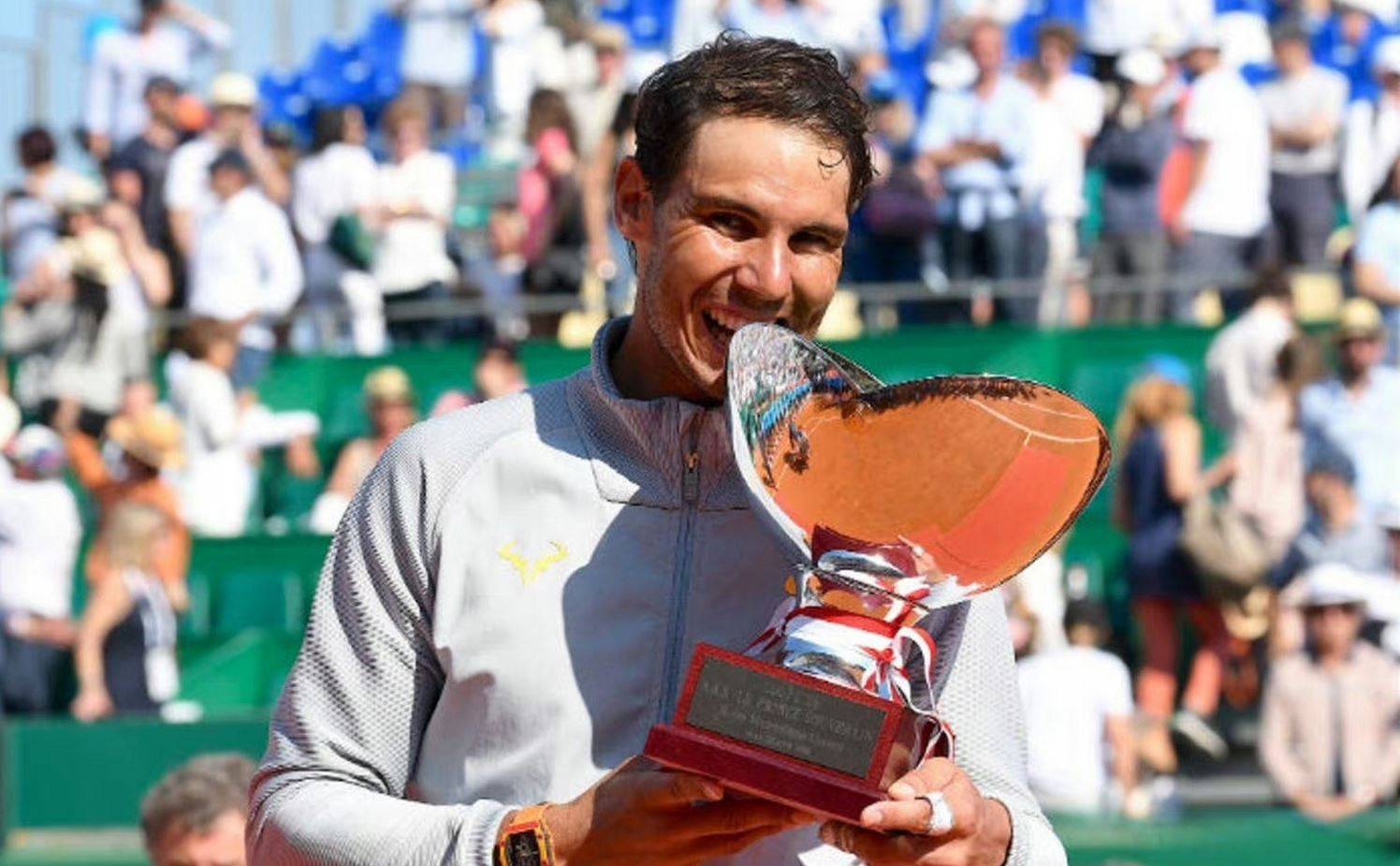 今晚巴黎大师赛前瞻：纳达尔伤情更新，俄克拉荷马城雷霆冲击零封纪录(纳达尔和女儿)